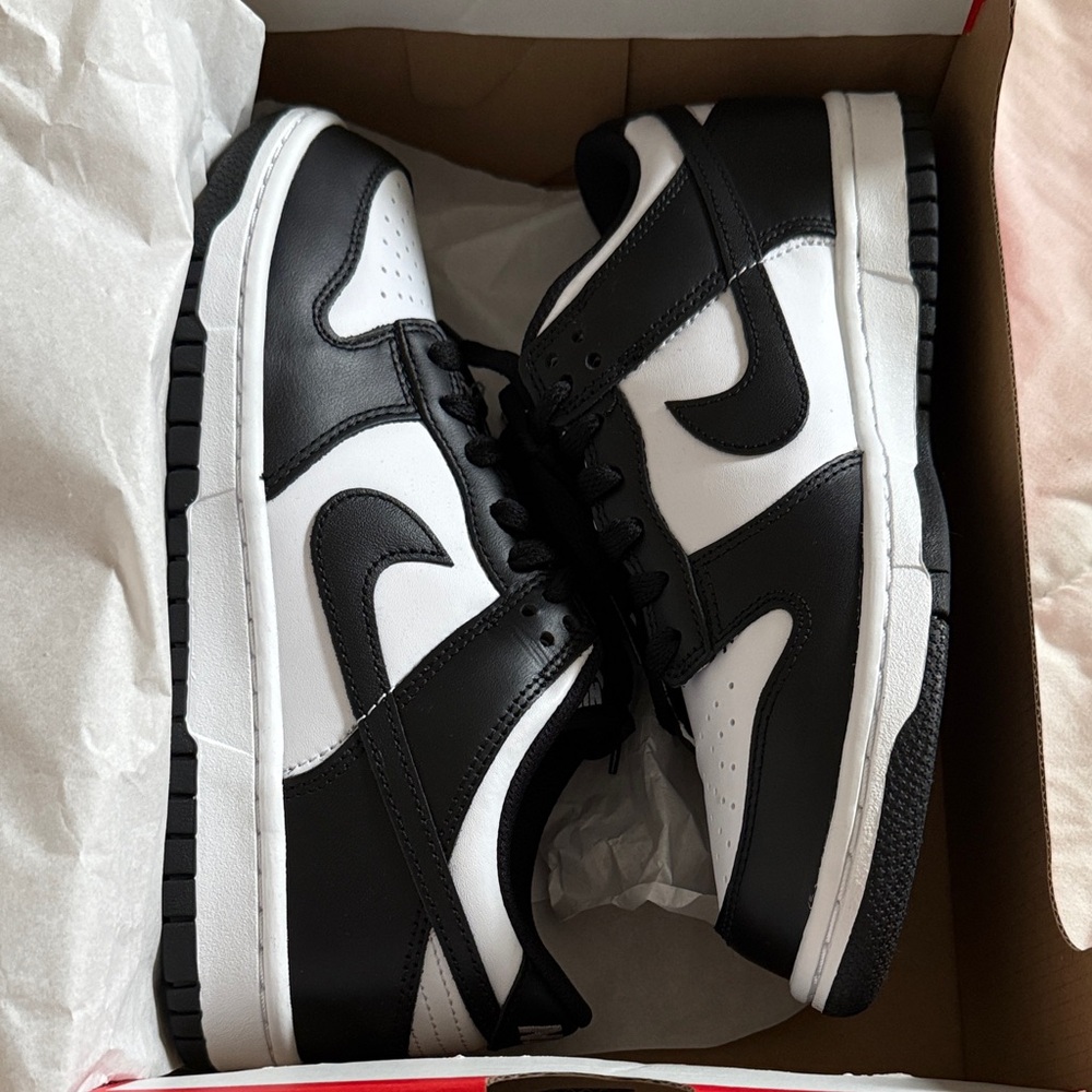 Nike Panda Dunk Low
